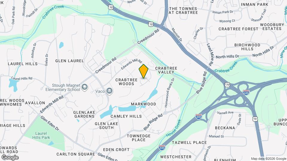 Pinnacle Apartments Mapa y Detalles de la Ubicación