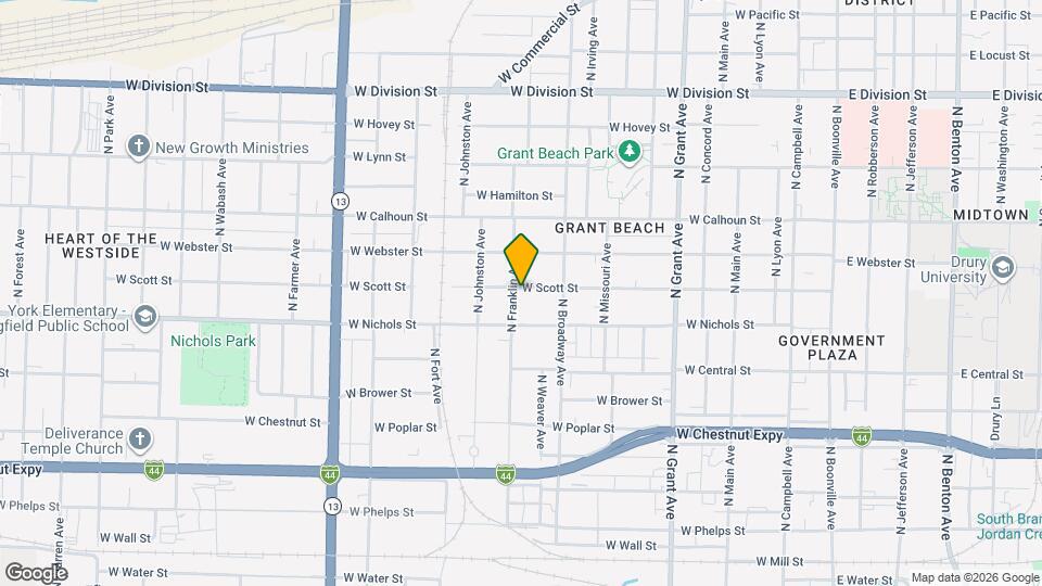 1042 W Scott St Map and Location Details