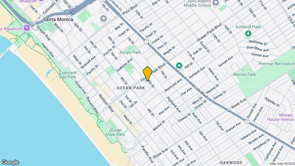 2624 6th St Map and Location Details