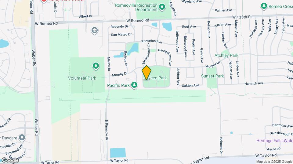 224 Williamsburg Ct Map and Location Details