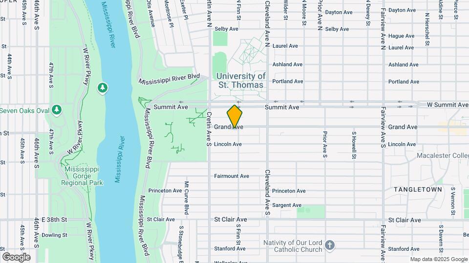Grand & Finn Apartments Mapa y Detalles de la Ubicación