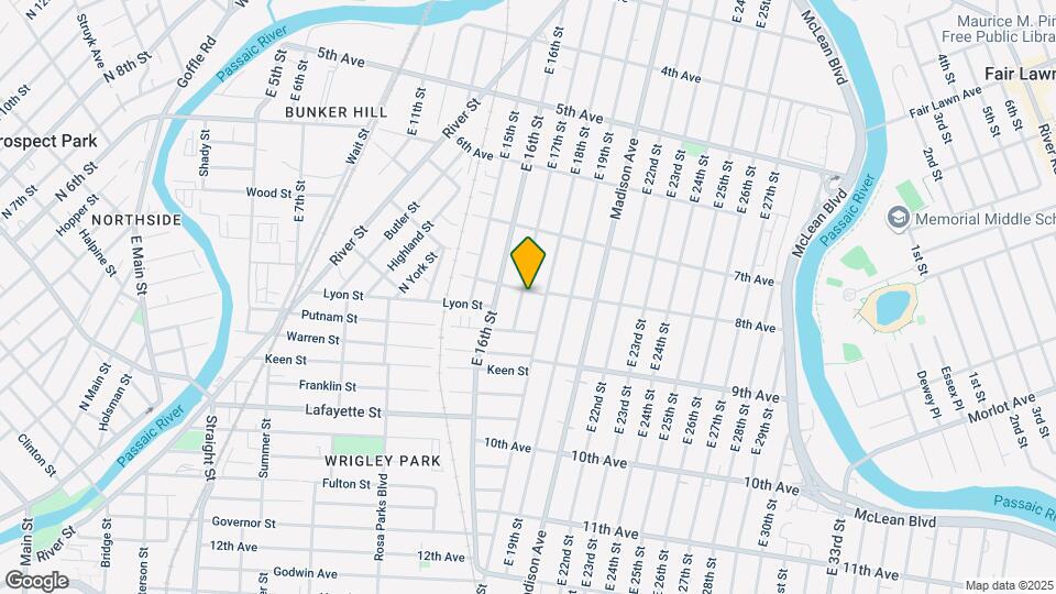 285-287 E 17th St Map and Location Details