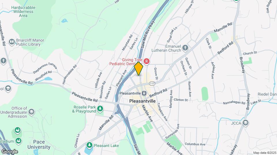 42 Vanderbilt Ave Map and Location Details