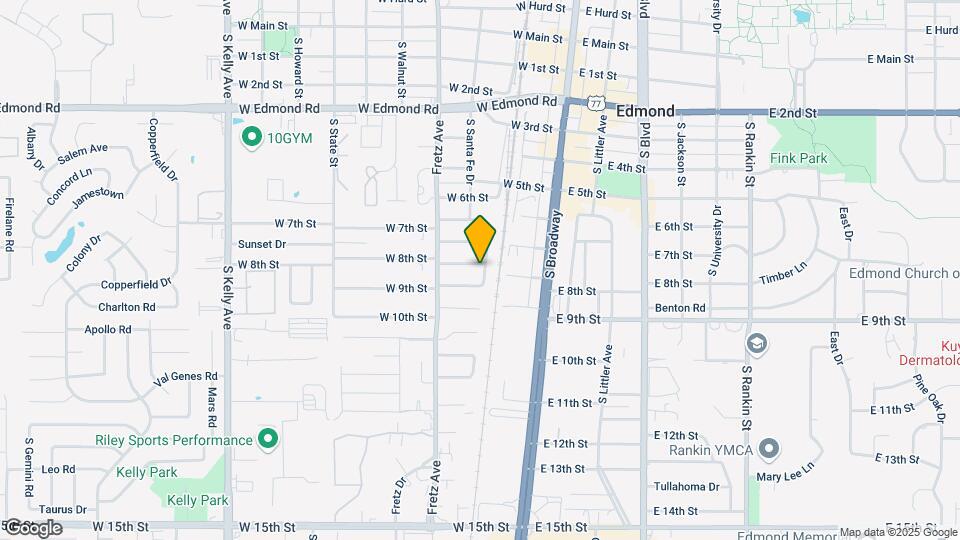 200 W 8th St Map and Location Details