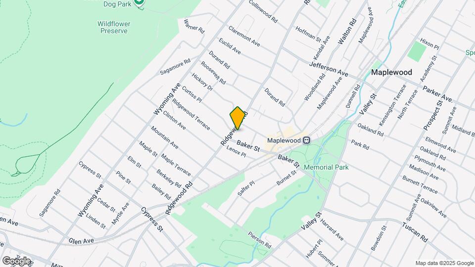 584 Ridgewood Rd Map and Location Details