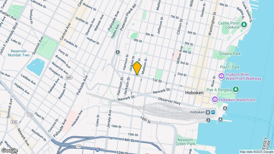 565 1st St Map and Location Details