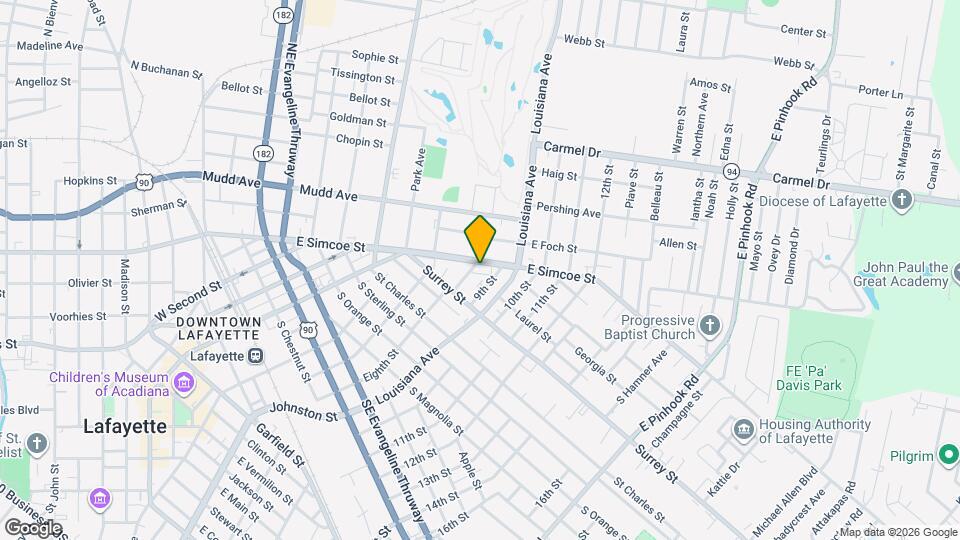 1002 E Simcoe St Map and Location Details