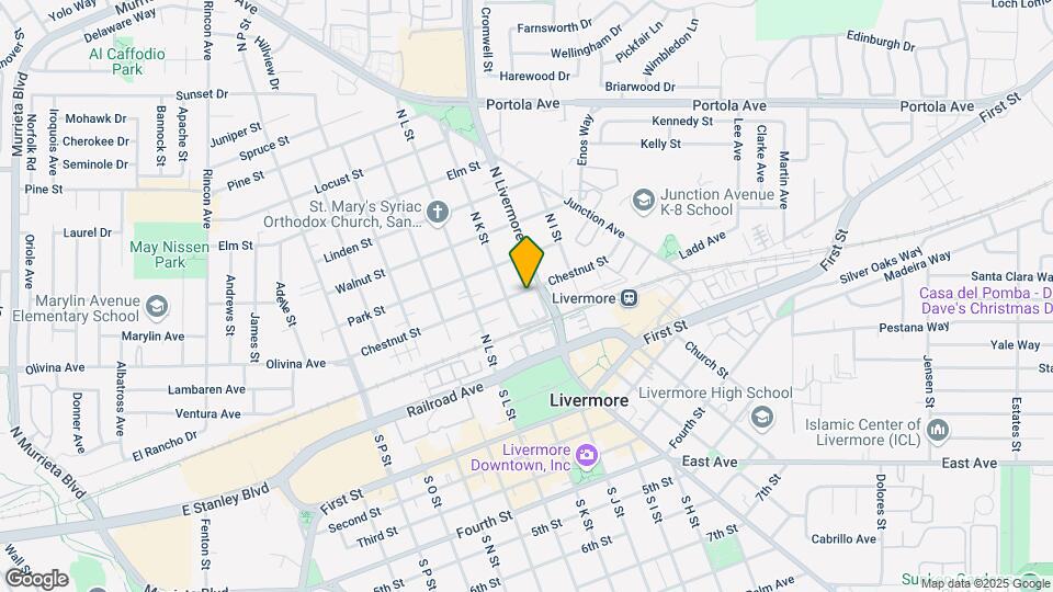 2155 Chestnut St Map and Location Details