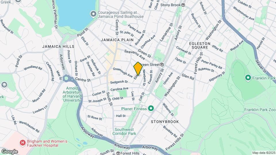 Sumner Hill Condominiums Map and Location Details