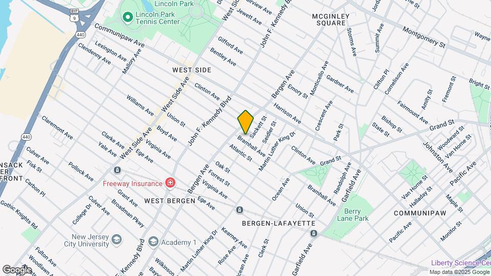 618 Bramhall Ave Map and Location Details