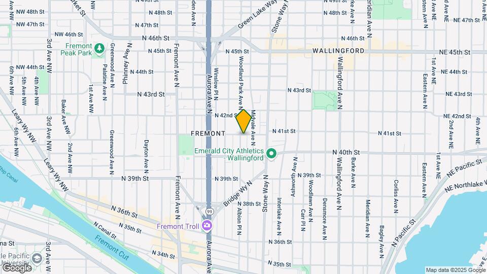 4040 Woodland Park Ave N Map and Location Details