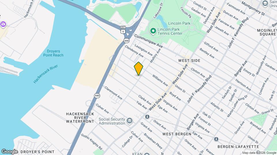 135 Mallory Ave Map and Location Details
