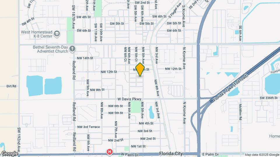 389 NW 10th St Map and Location Details