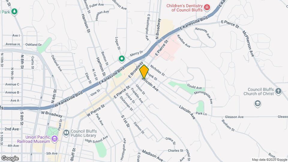 140 Lincoln Ave Map and Location Details