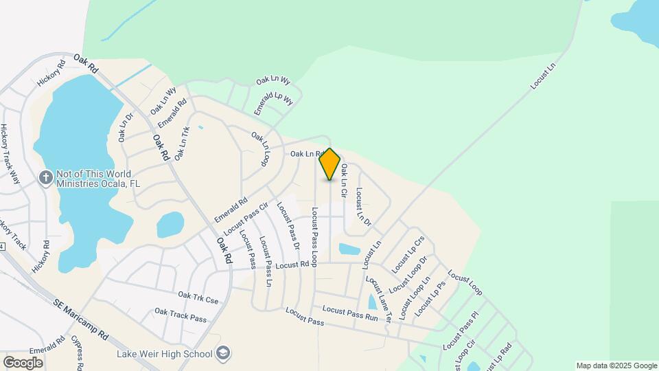 212 Oak Ln Map and Location Details