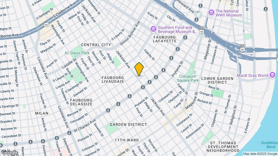 2131 Carondelet St Map and Location Details
