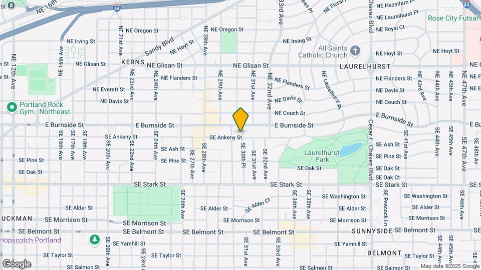 3035 SE Ankeny St Map and Location Details