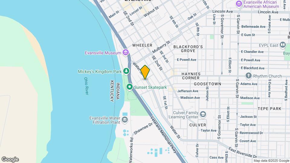 803 SE Riverside Dr Map and Location Details