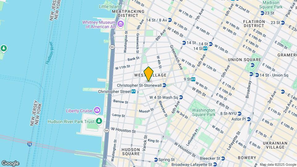 224 W Tenth St Map and Location Details