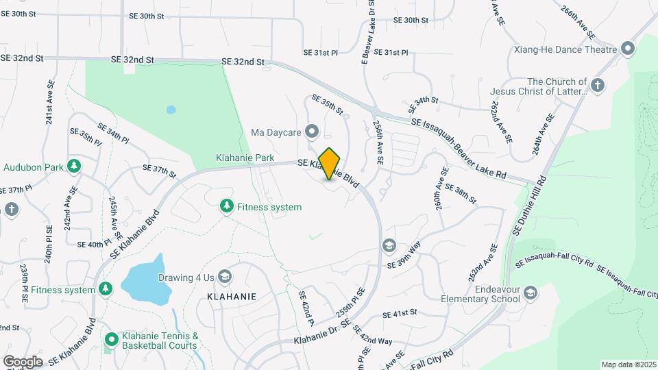 25235 SE Klahanie Blvd Map and Location Details