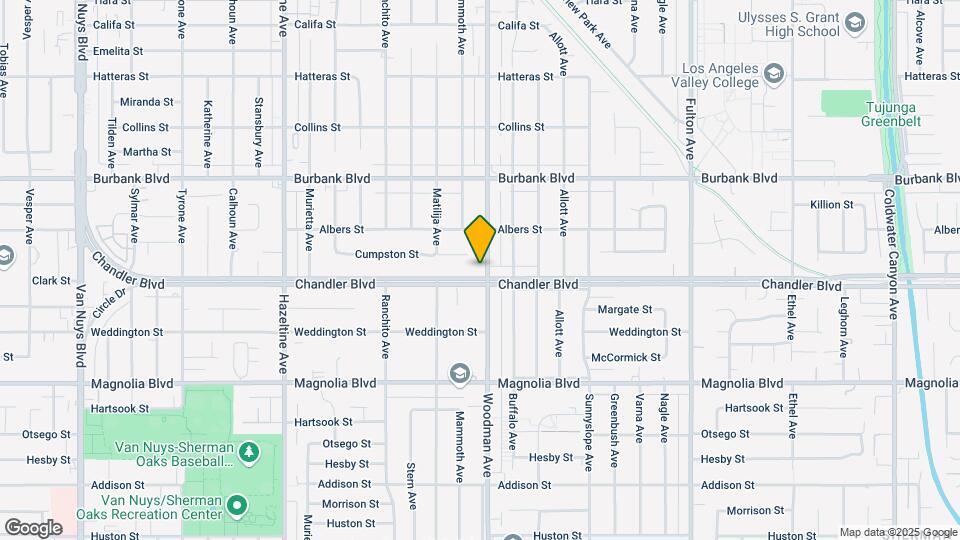5407 Woodman Ave Mapa y Detalles de la Ubicación