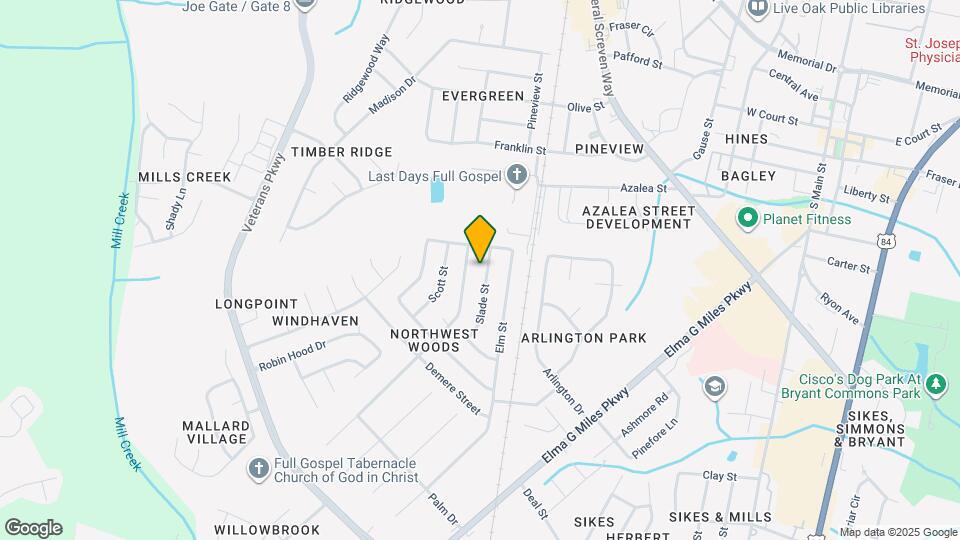 636 Slade St Map and Location Details