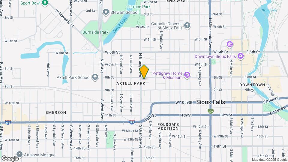 947 W 8th St Map and Location Details