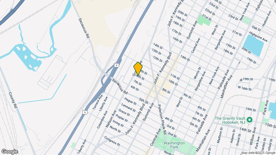 1403 8th St Map and Location Details