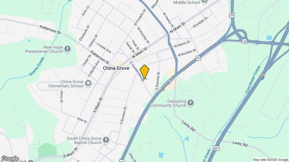 621 E Centerview St Map and Location Details