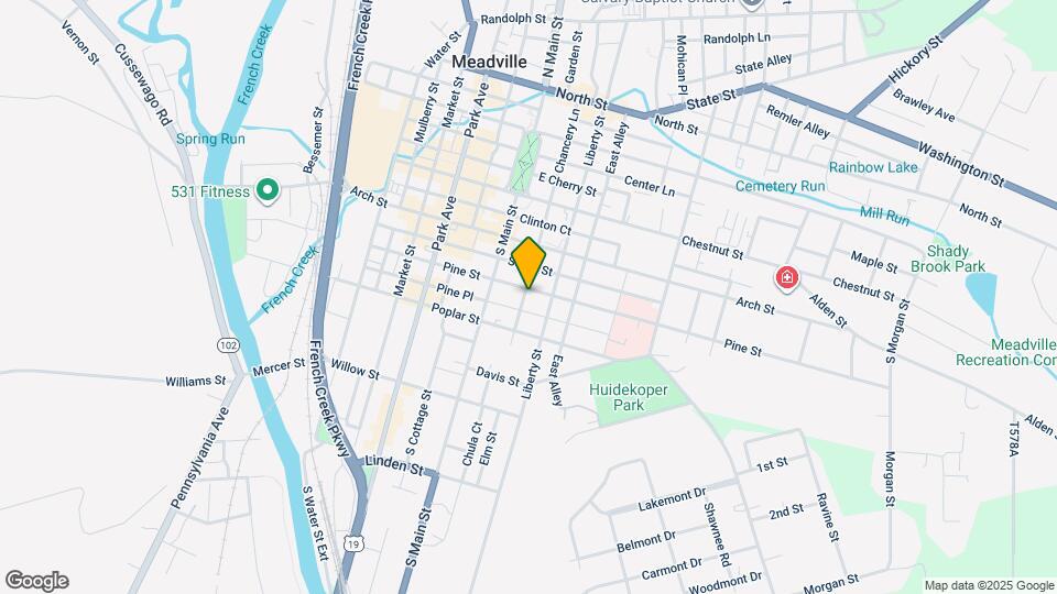 374 Pine St Map and Location Details