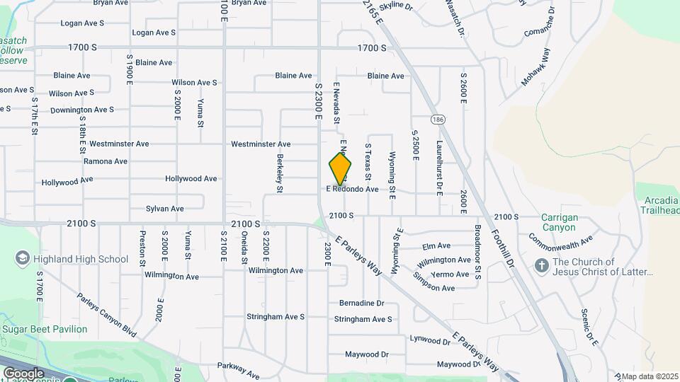 2340 Redondo Ave Map and Location Details