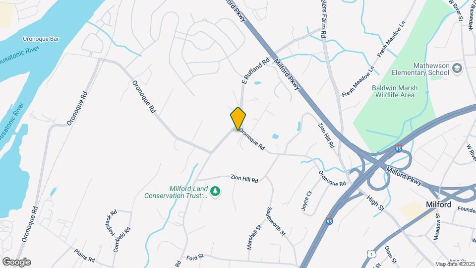 252 Oronoque Rd-Unit -4 Bedroom Apartment Map and Location Details