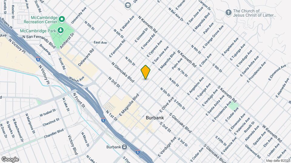 445 E Magnolia Blvd Map and Location Details