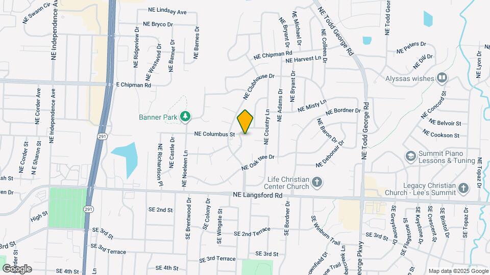1141 NE Clubhouse Ct Map and Location Details