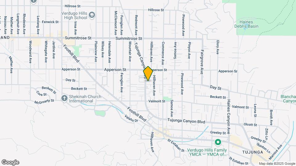 Tujunga Villas Apartments Map and Location Details