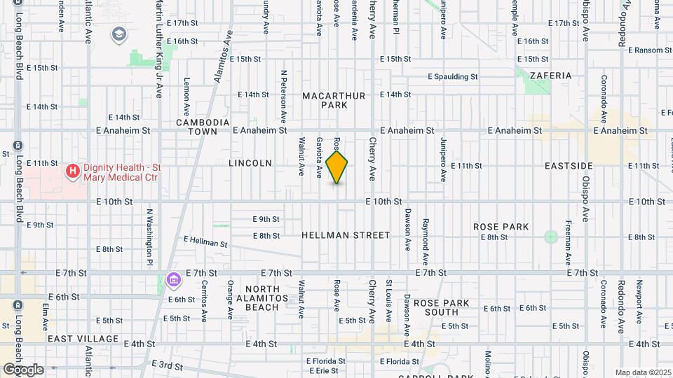 1749 E 10th St Mapa y Detalles de la Ubicación