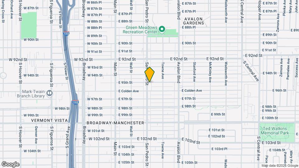 305 E 95th St Map and Location Details