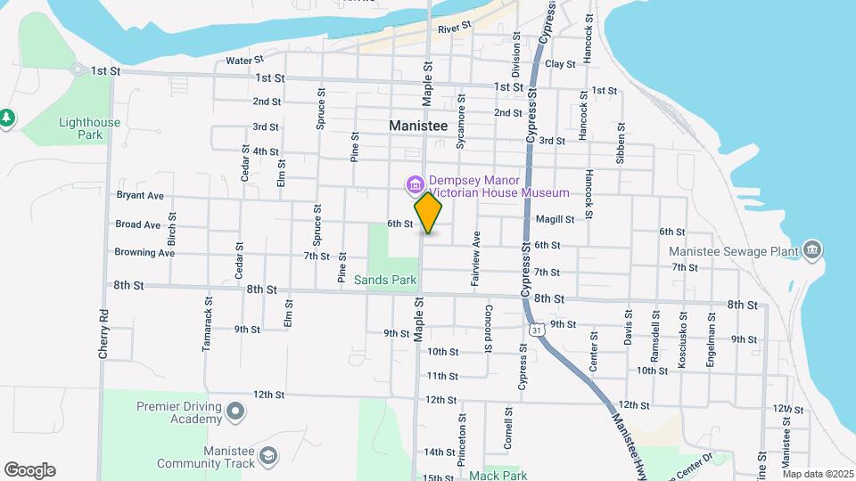 545 Maple St Map and Location Details