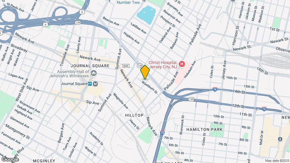 345 Baldwin Ave Mapa y Detalles de la Ubicación