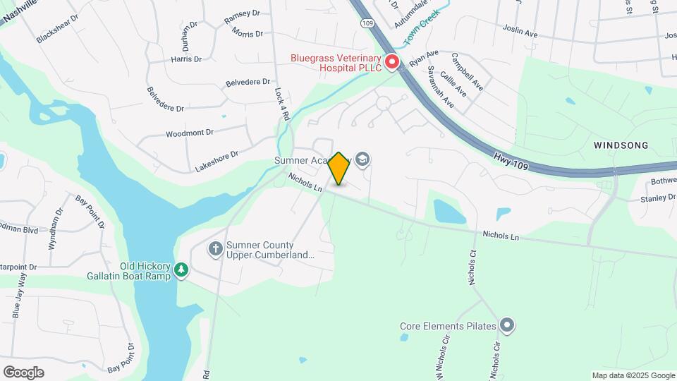 204 Oxford Pl Map and Location Details