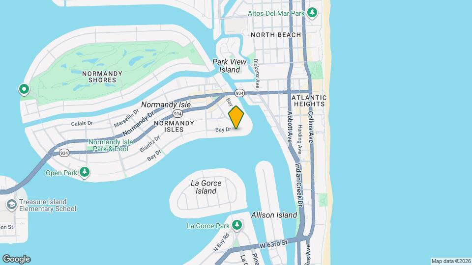 910 Bay Dr Map and Location Details