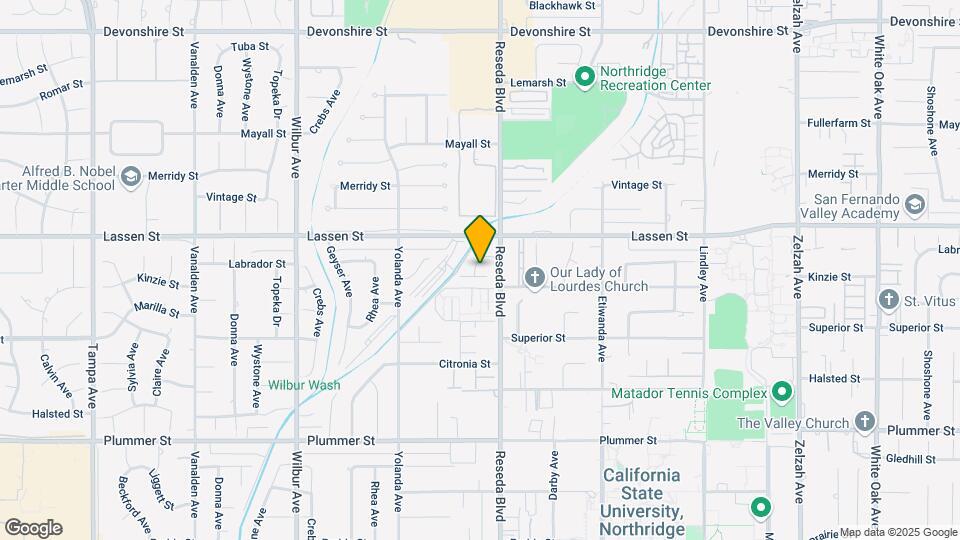 18523 Kinzie St Map and Location Details