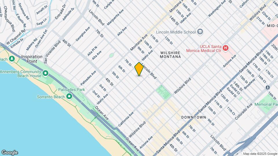 942 7th St Map and Location Details