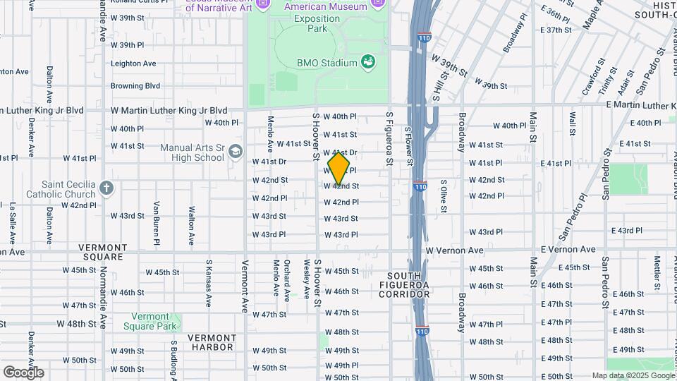 702 W 42nd St Map and Location Details