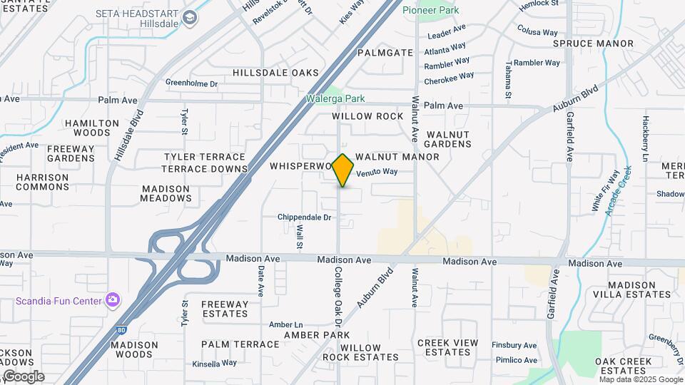 4973-4975 Summerwood Cir Mapa y Detalles de la Ubicación
