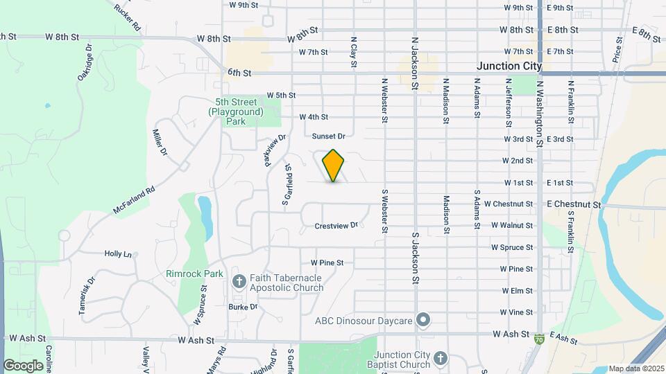 735 W 1st St Map and Location Details