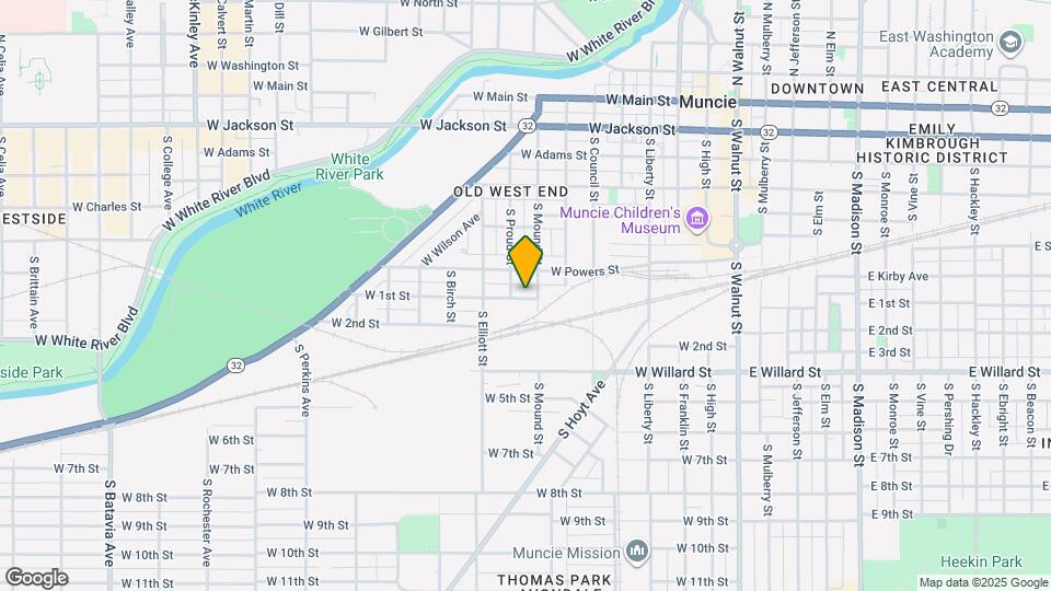 810 W 1st St Map and Location Details