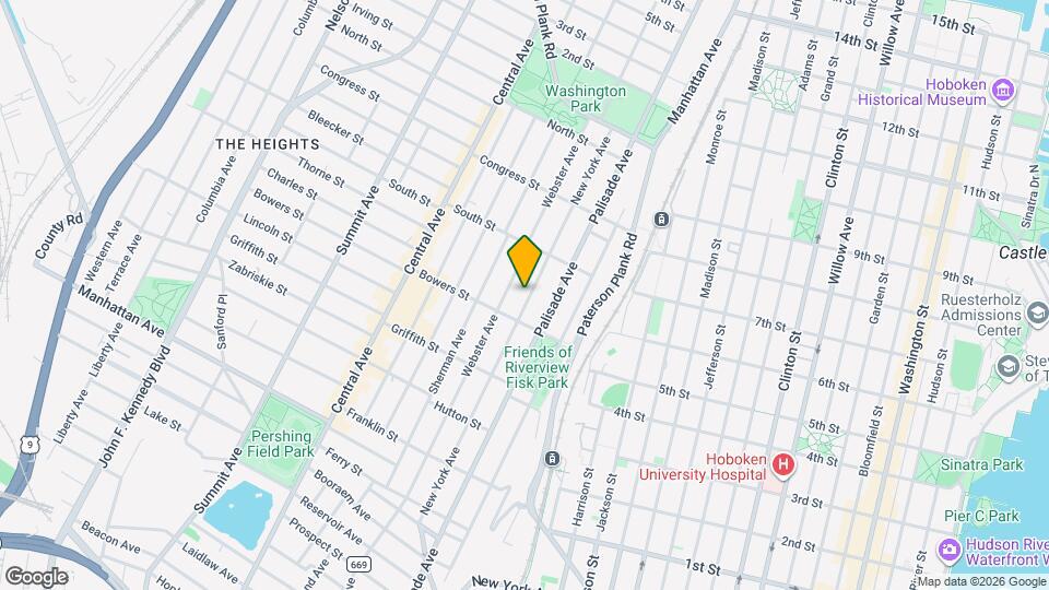 305 New York Ave Map and Location Details