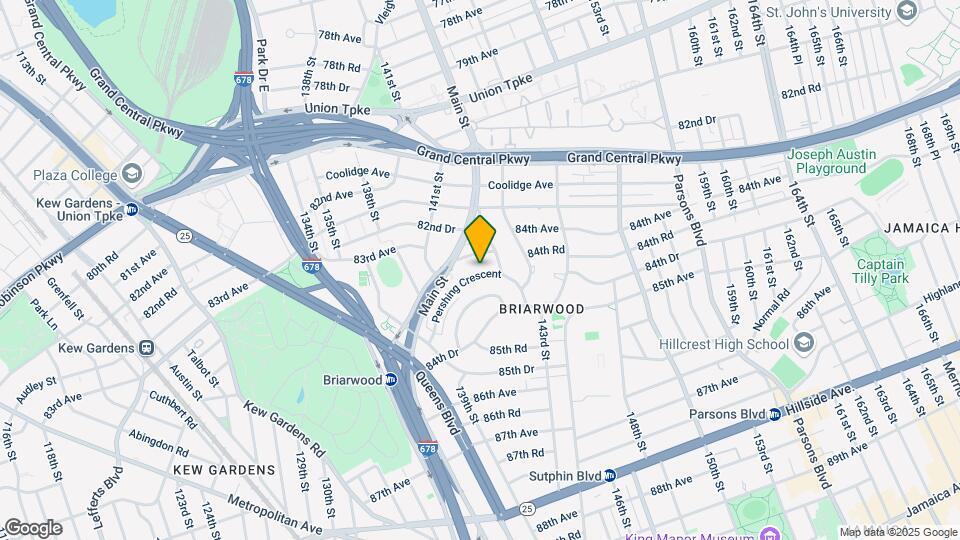 141-41 Pershing Cir Map and Location Details