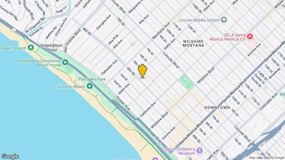 927 4th St Map and Location Details